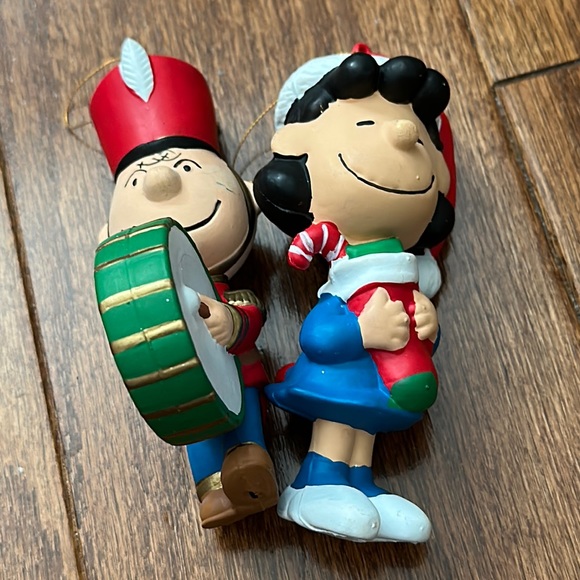 Peanuts Holiday Peanuts Charlie Brown And Lucy Christmas Ornaments